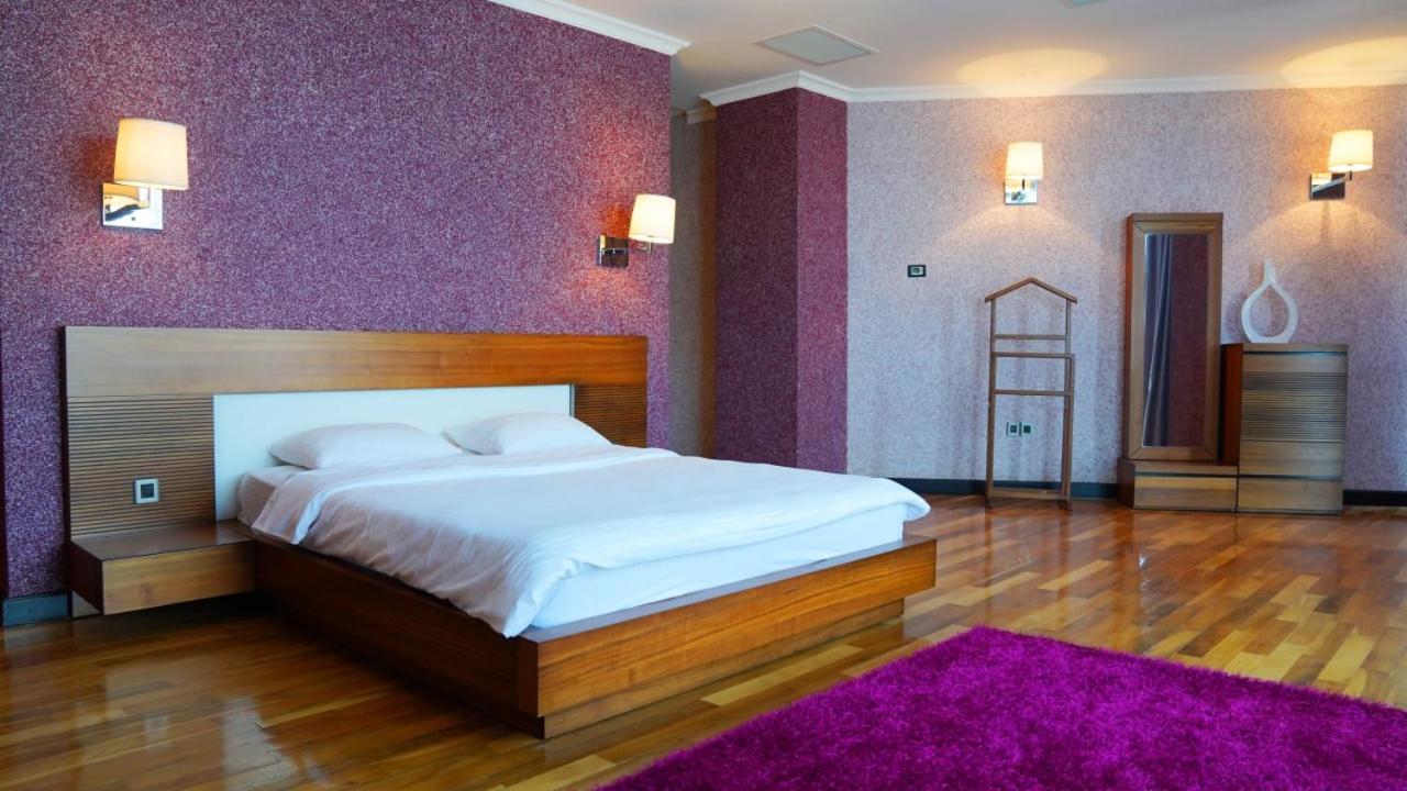 Agsaray Deluxe Hotel & Spa ミンゲチェヴィル エクステリア 写真